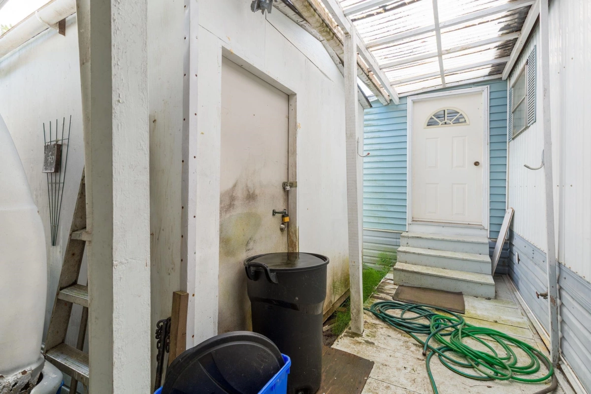 Basement Recreation Room Photo of 31 8266 King George Boulevard, Surrey, BC