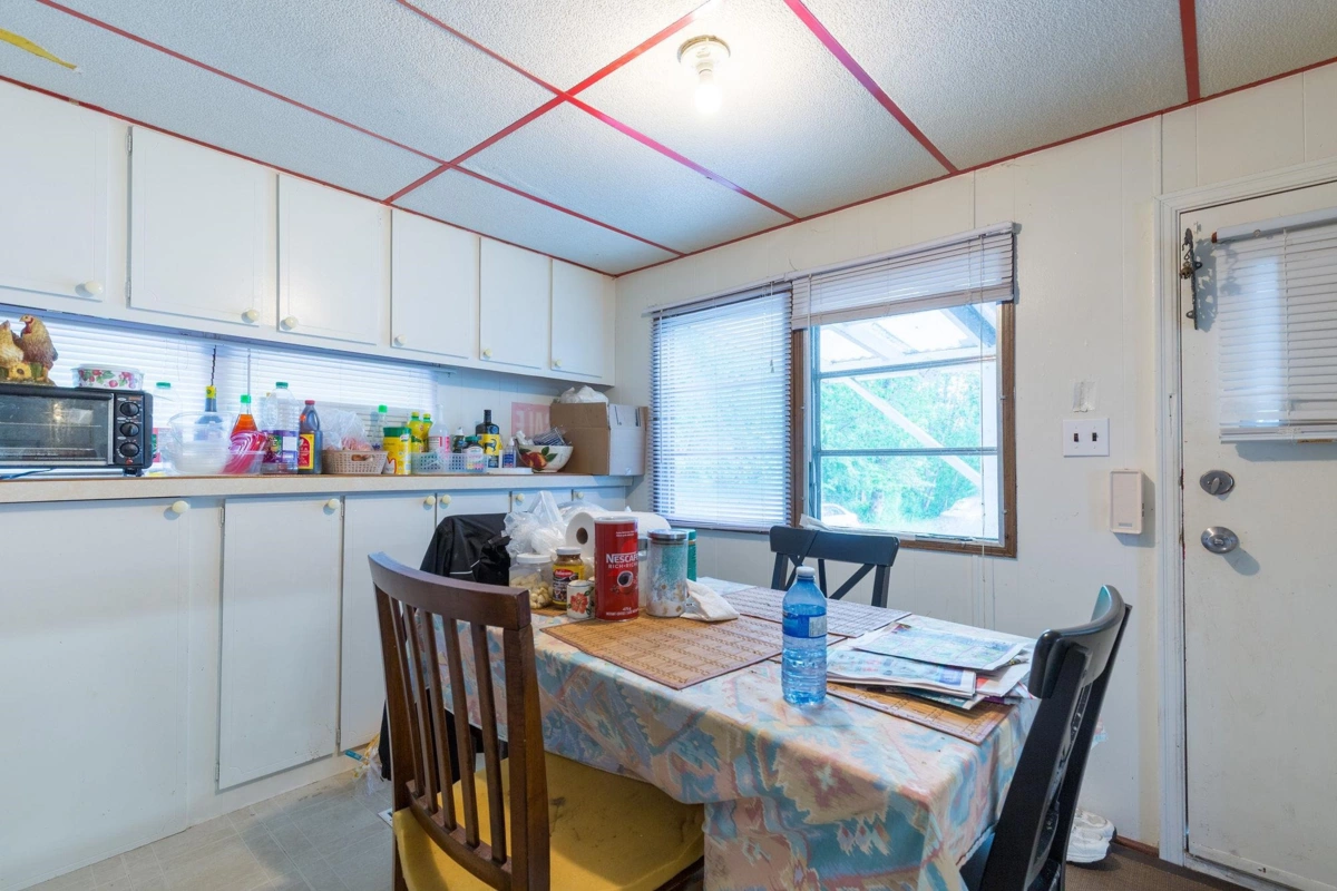 Dining Area Photo of 31 8266 King George Boulevard, Surrey, BC
