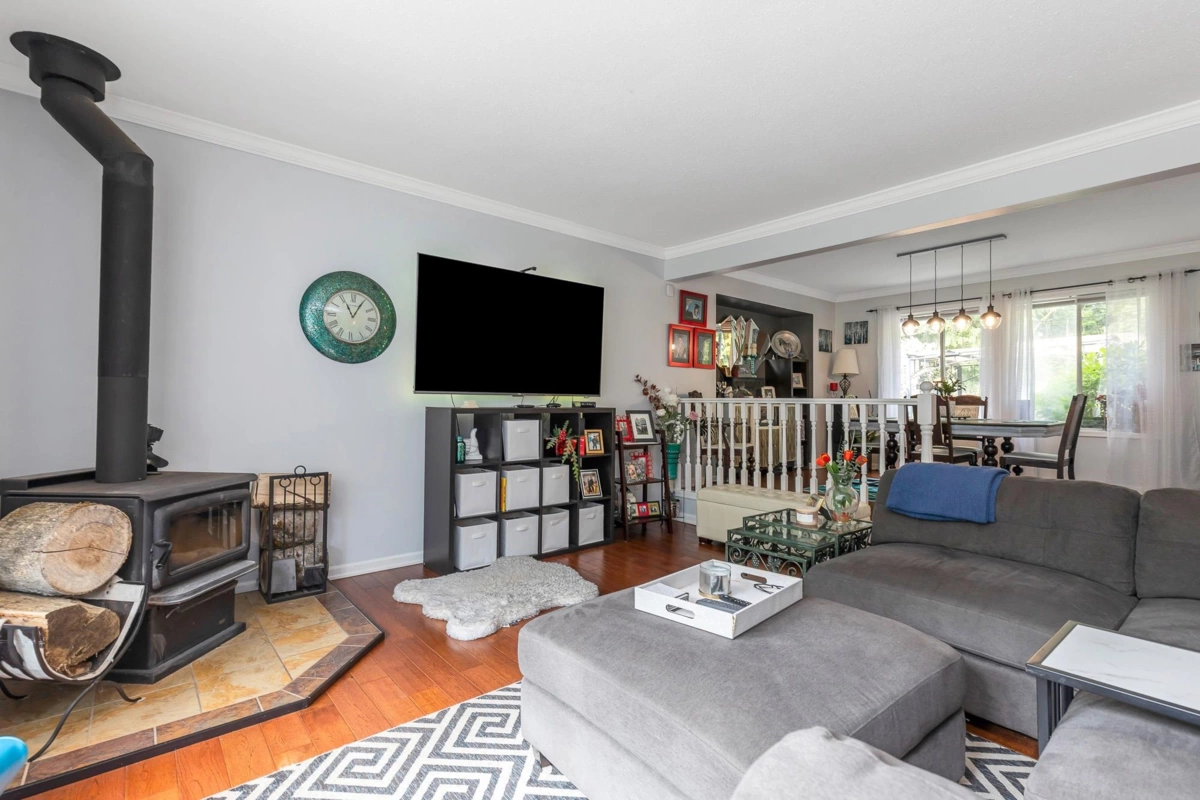 Laundry Room Photo of 10851 Greenwood Drive, Mission, BC