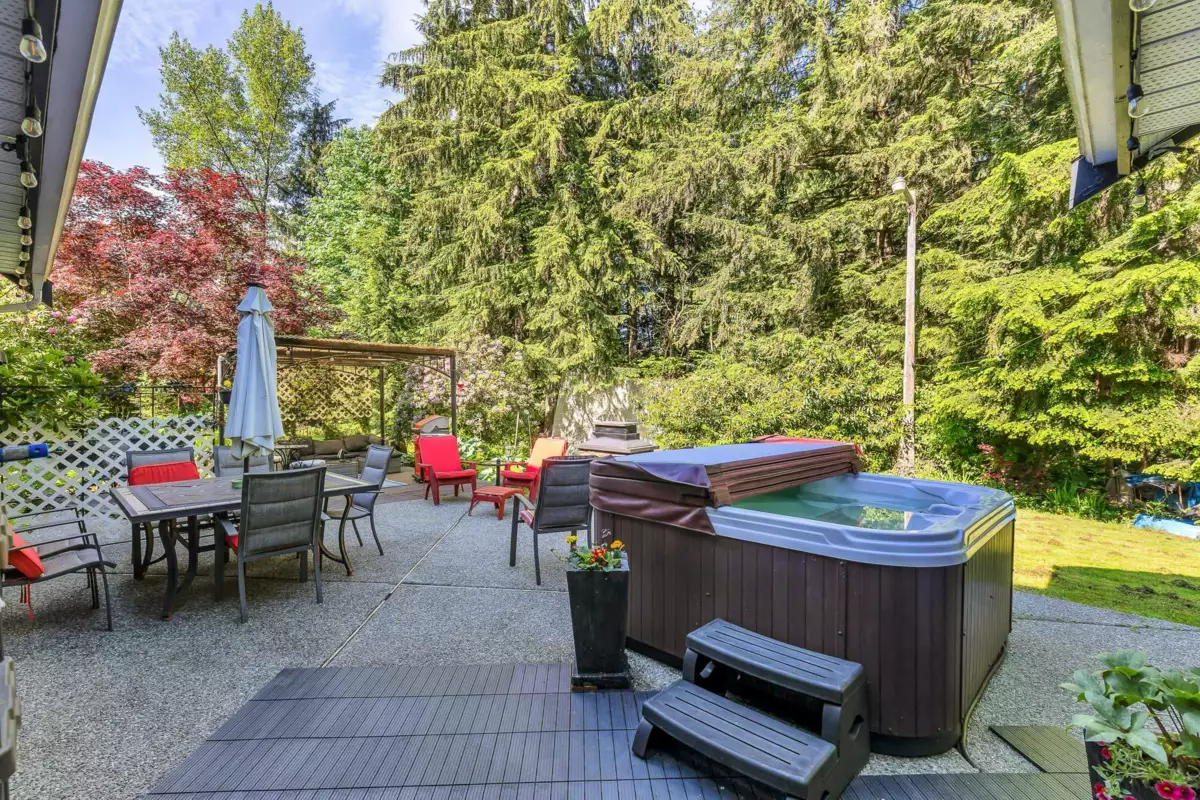 Staircase Photo of 10851 Greenwood Drive, Mission, BC