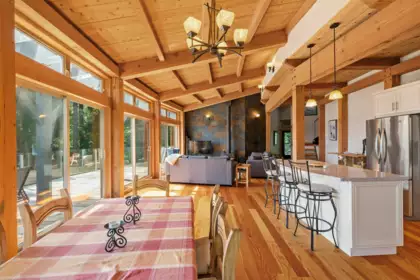 Kitchen Island Photo of 304 Esplanade Road, Keats Island, BC