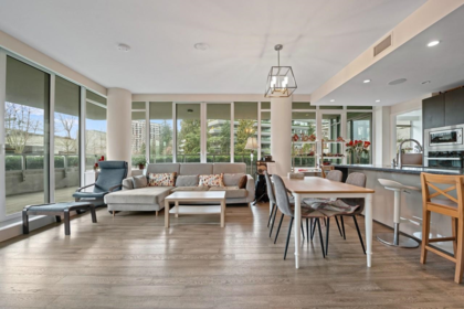 203 788 Arthur Erickson Place, West Vancouver, BC, West Vancouver — Apartment/Condo for sale
