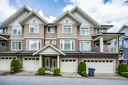 37 6575 192 Street, Surrey, BC, Surrey — Townhouse for sale