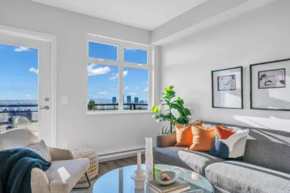 404 5535 Hastings Street, Burnaby, BC, Burnaby — Apartment/Condo for sale