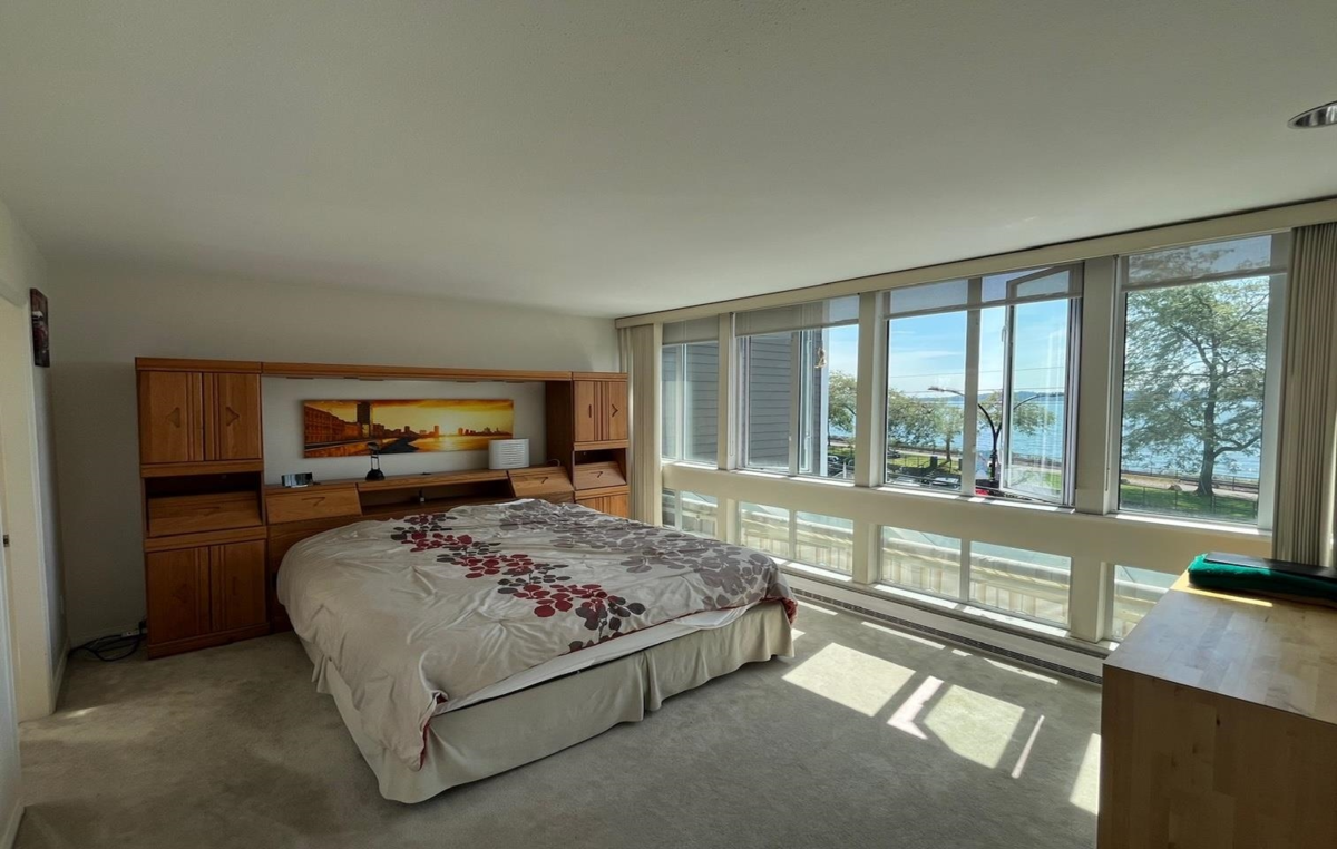 Bedroom 4 Photo of 14831 Marine Drive, White Rock, BC