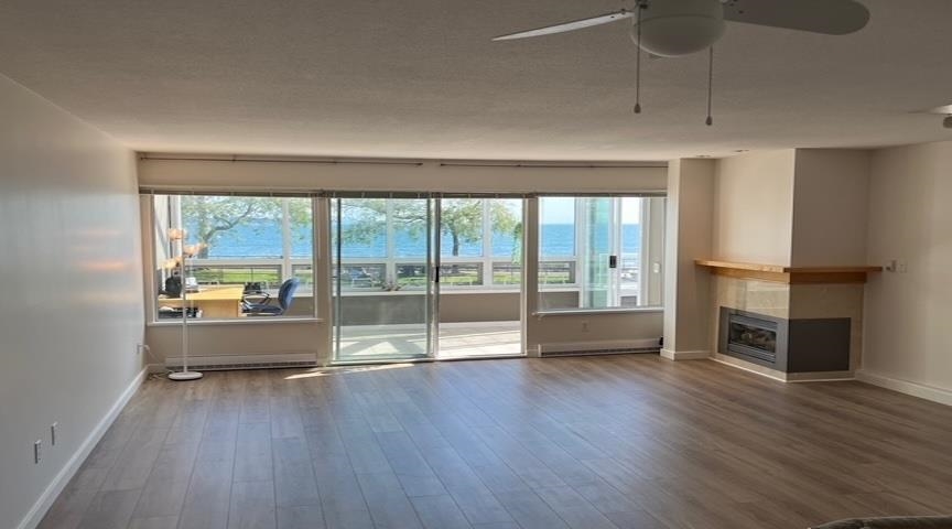 Dining Area Photo of 14831 Marine Drive, White Rock, BC
