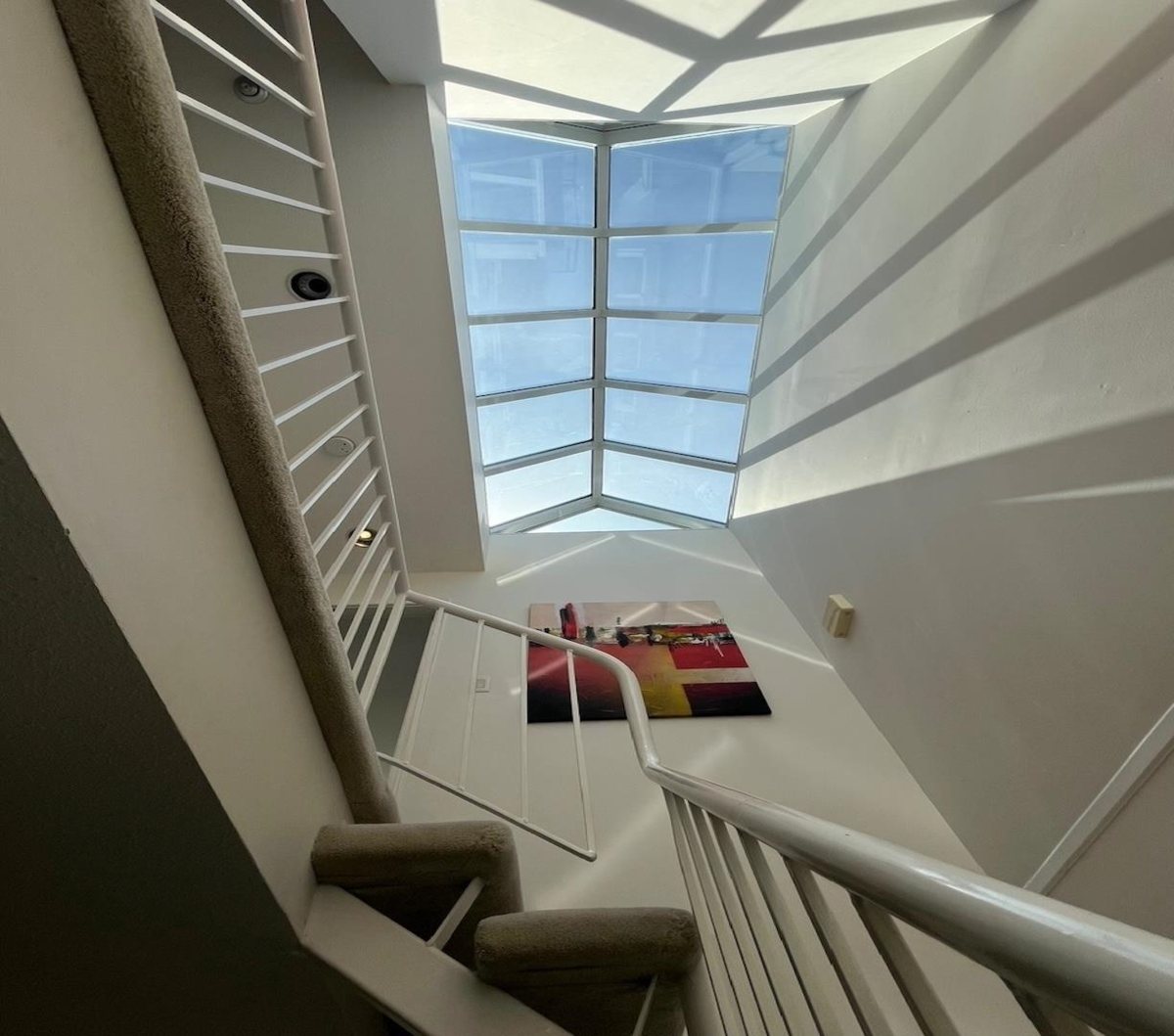 Walk-In Closet Photo of 14831 Marine Drive, White Rock, BC