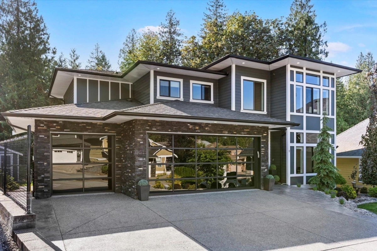 Fitness Center Photo Near 2 7854 Brookwood Place, Chilliwack, BC