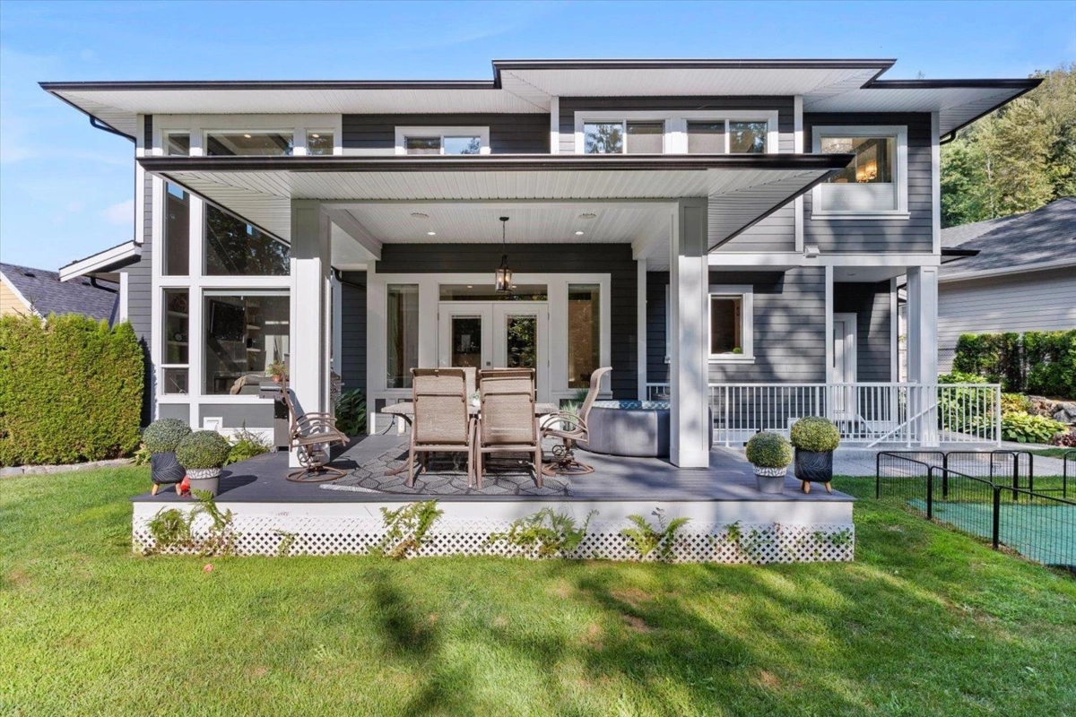 Hot Tub / Spa Photo of 2 7854 Brookwood Place, Chilliwack, BC