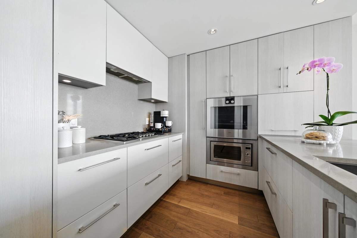 Breakfast Nook Photo of 1501 210 Salter Street, New Westminster, BC