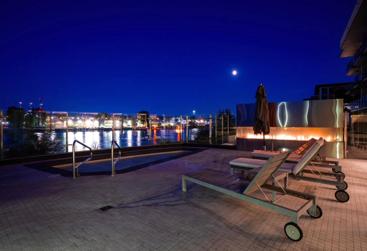 Garden / Landscaping Photo of 1501 210 Salter Street, New Westminster, BC