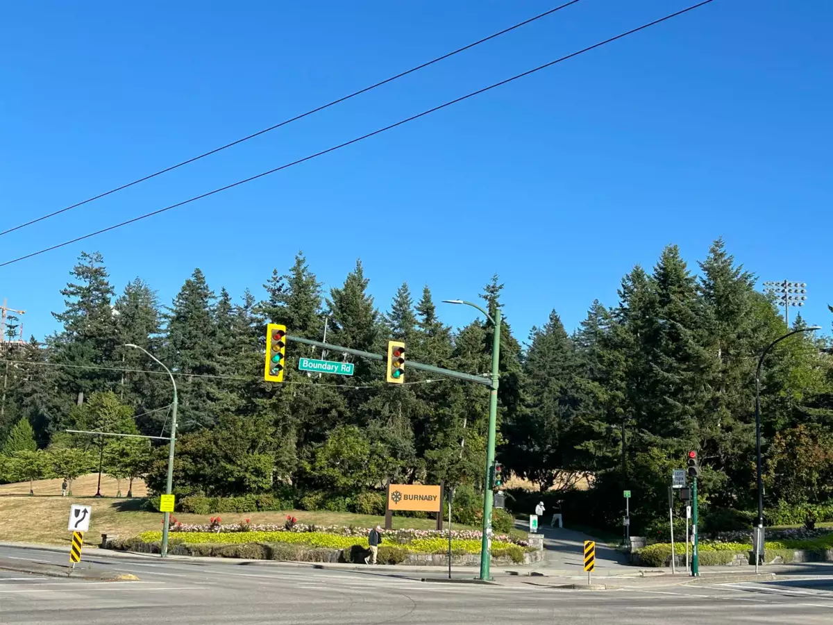 Office / Den Photo of 505 5515 Boundary Road, Vancouver, BC