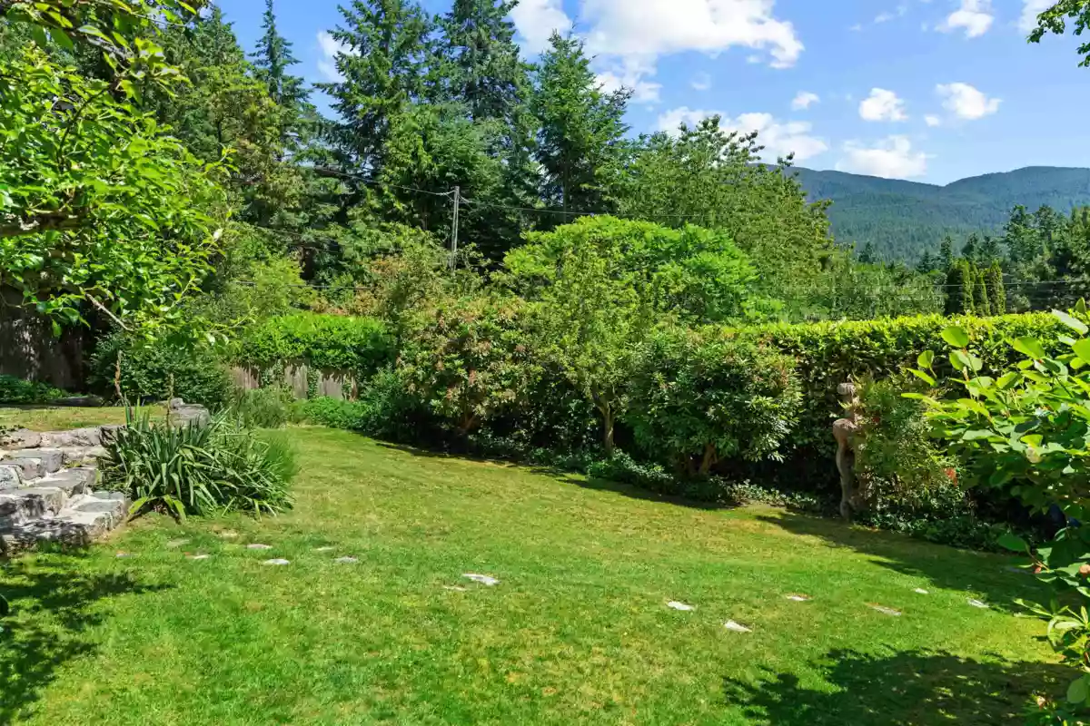 Garage Interior Photo of 5851 Eagle Island, West Vancouver, BC