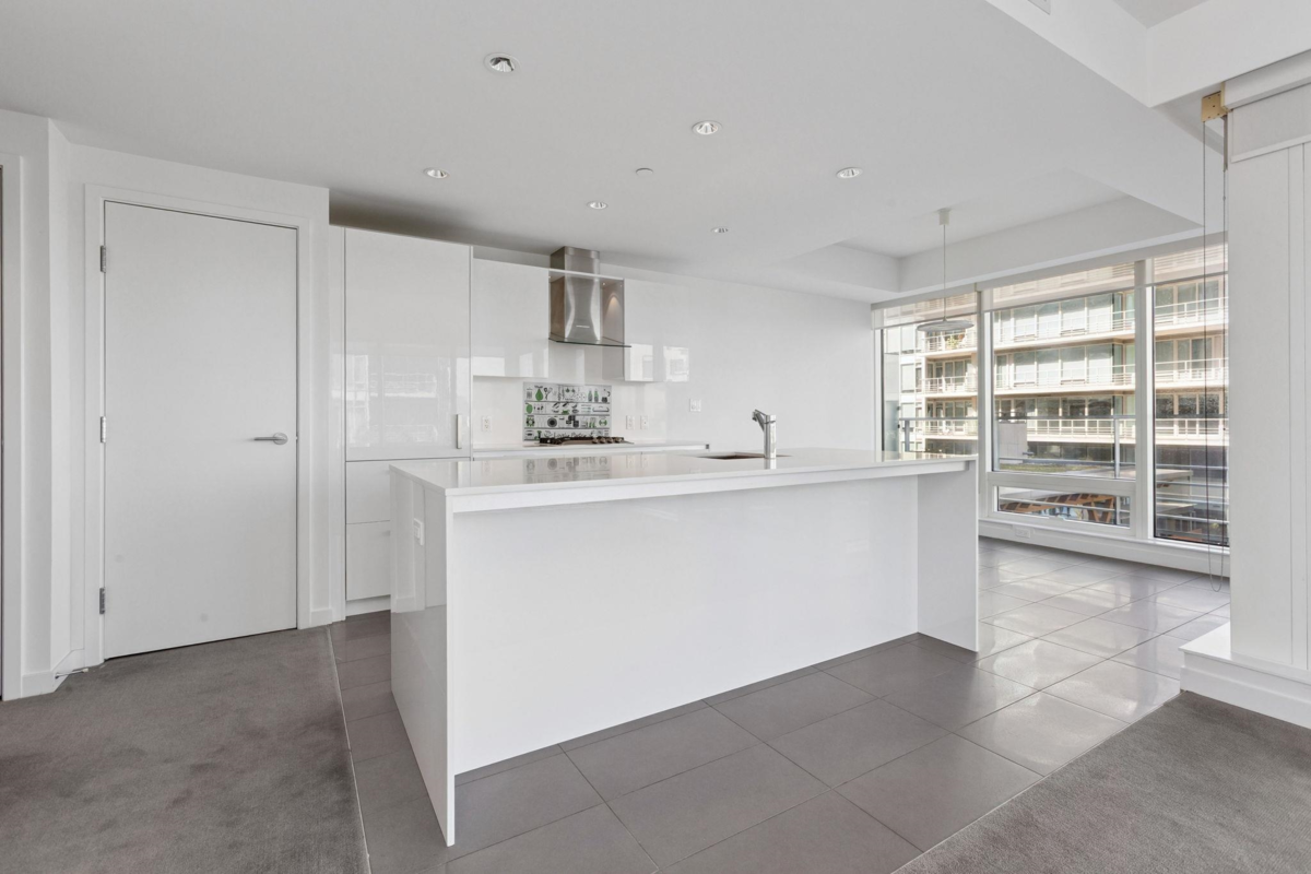 Breakfast Nook Photo of 401 5199 Brighouse Way, Richmond, BC