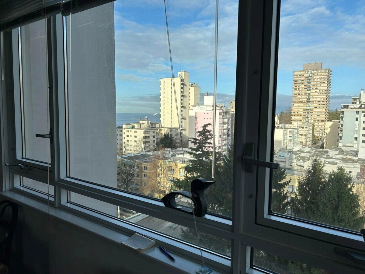 Breakfast Nook Photo of 1006 1850 Comox Street, Vancouver, BC