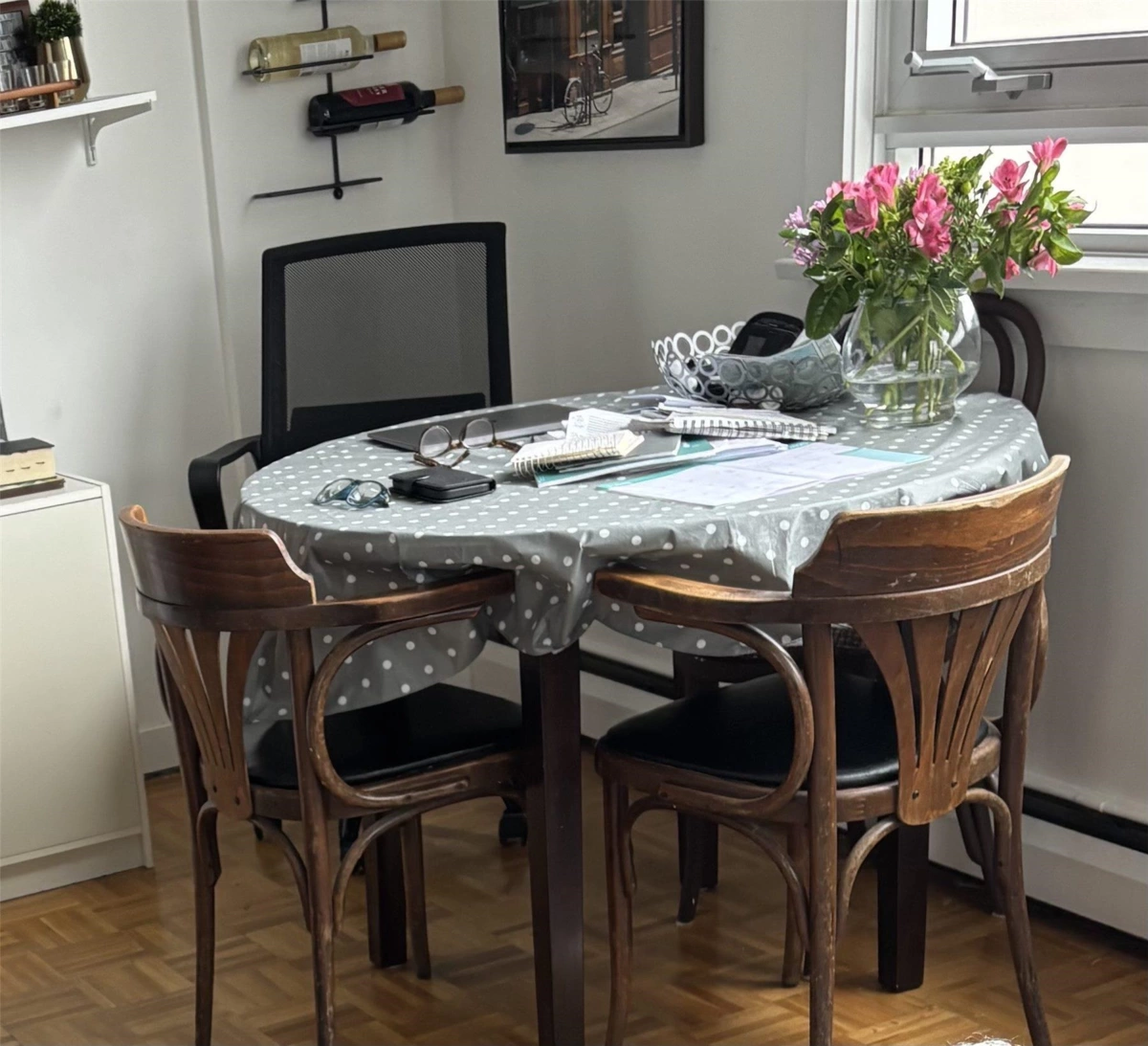 Family Room Photo of 1006 1850 Comox Street, Vancouver, BC