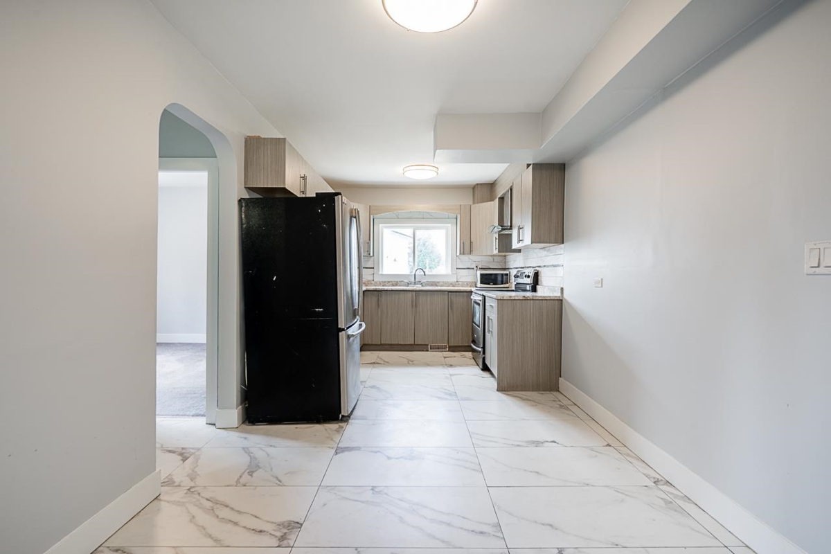 Breakfast Nook Photo of 9893 132 Street, Surrey, BC