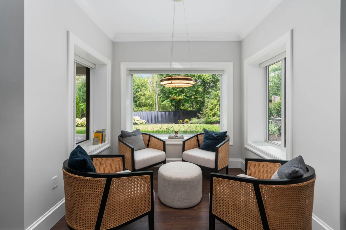 Hallway Photo of 16539 29a Avenue, Surrey, BC