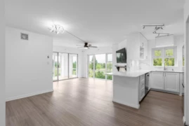 PH6 4868 Fraser Street, Vancouver, BC