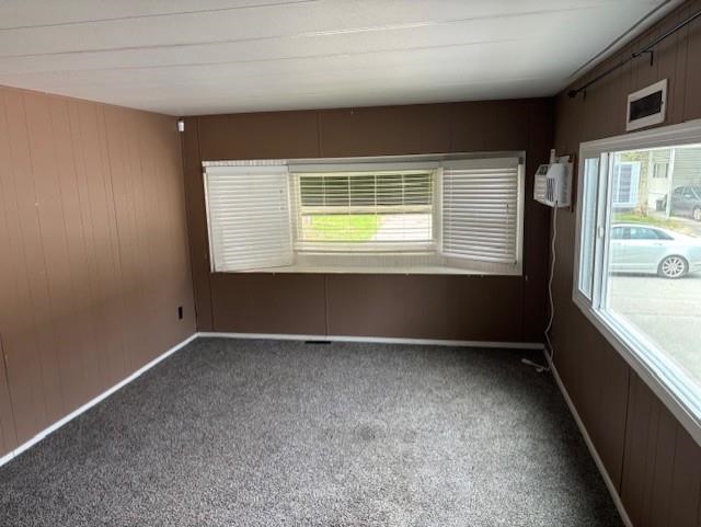 Family Room Photo of 160 7790 King George Boulevard, Surrey, BC