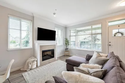 205 6706 192 Street Diversion, Surrey, BC, Surrey — Townhouse for sale