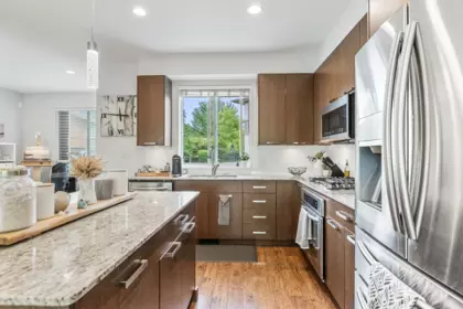 9 34248 King Road, Abbotsford, BC, Abbotsford — Townhouse for sale