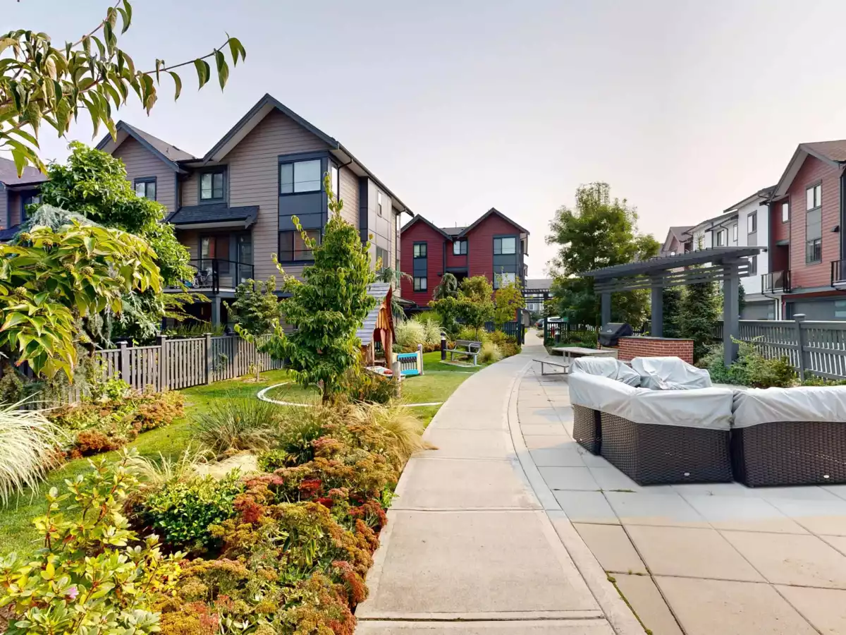 Hot Tub / Spa Photo of 56 19897 75a Avenue, Langley, BC