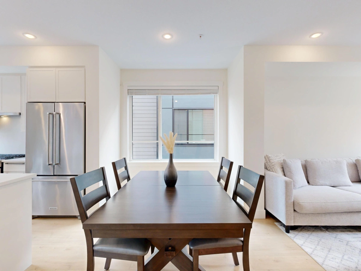 Kitchen Island Photo of 56 19897 75a Avenue, Langley, BC