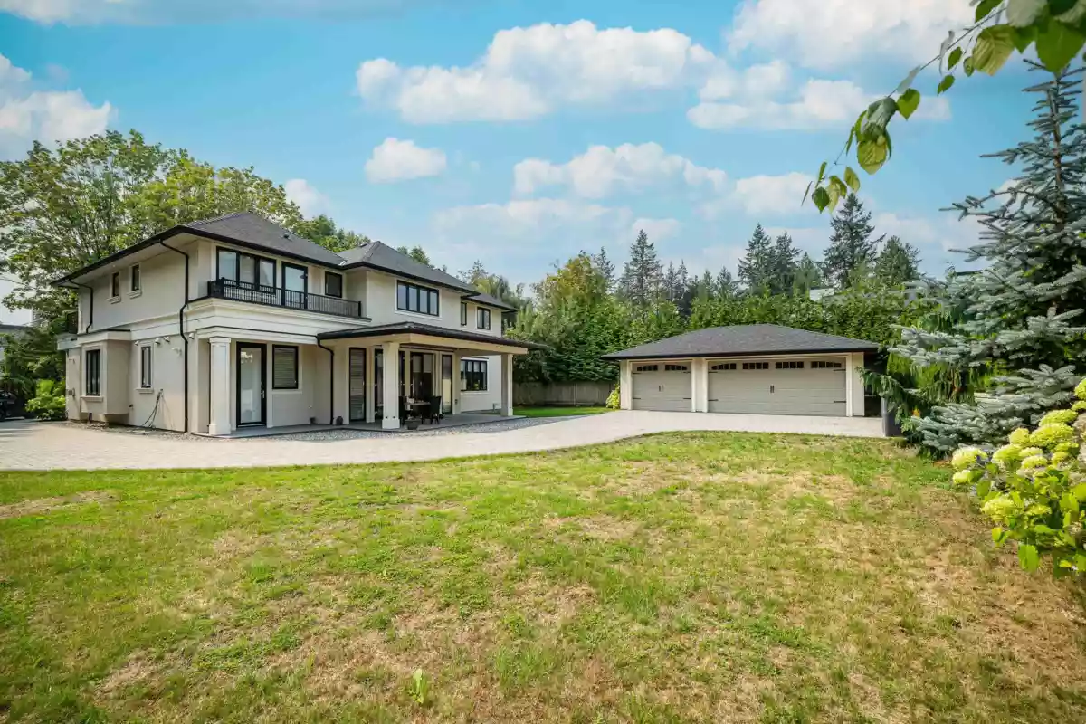 Living Room Photo of 1048 Handsworth Road, North Vancouver, BC