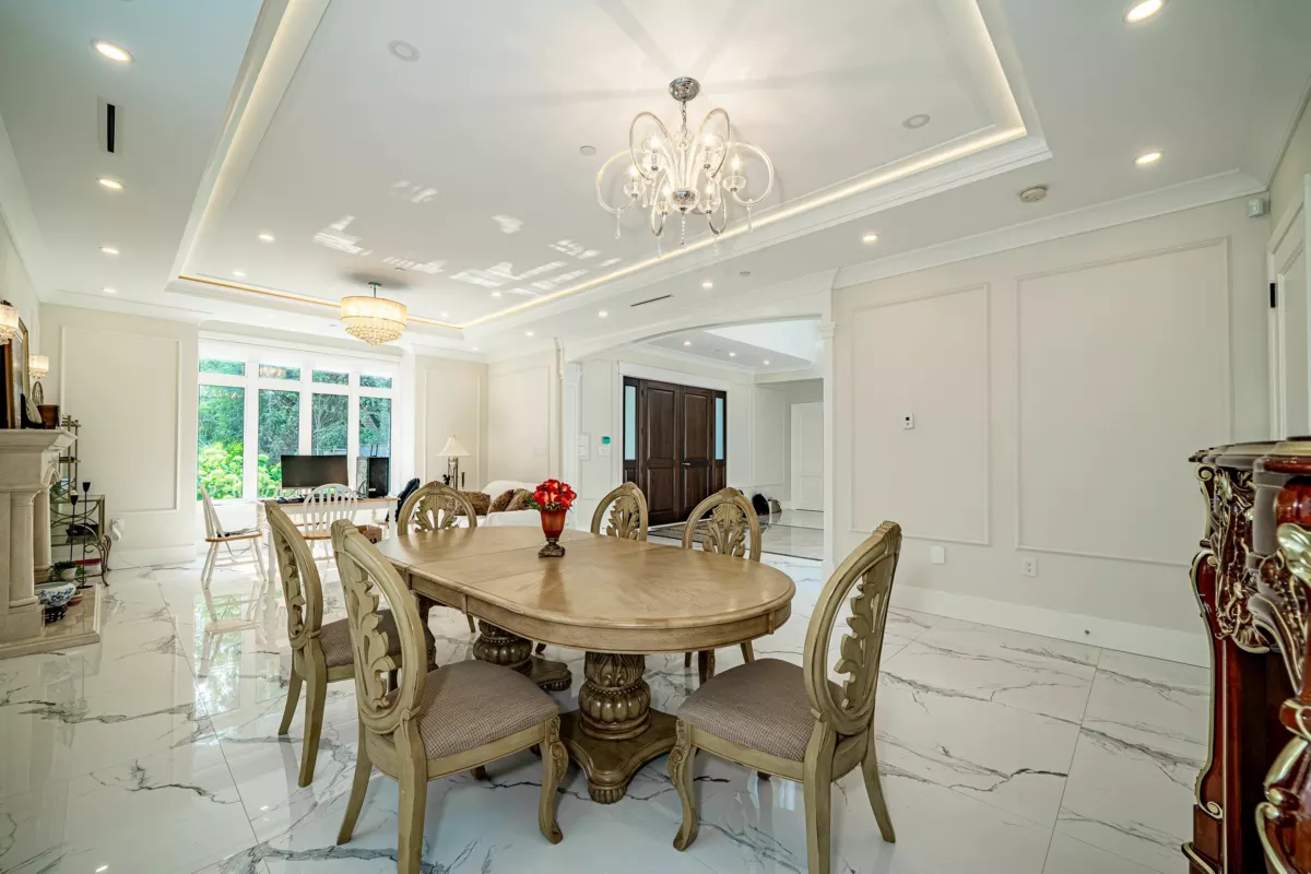 Walk-In Closet Photo of 1048 Handsworth Road, North Vancouver, BC