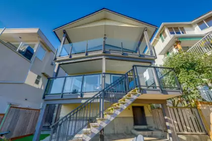 14760 Upper Roper Avenue, White Rock, BC, White Rock — Single Family Residence for sale