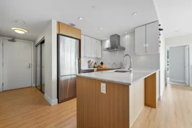 907 159 W 2nd Avenue, Vancouver, BC