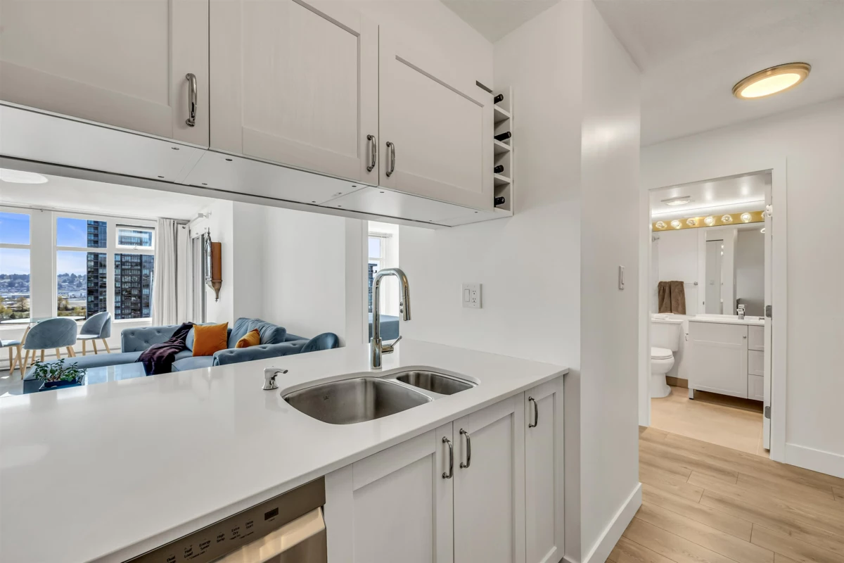Dining Area Photo of 1006 720 Carnarvon Street, New Westminster, BC