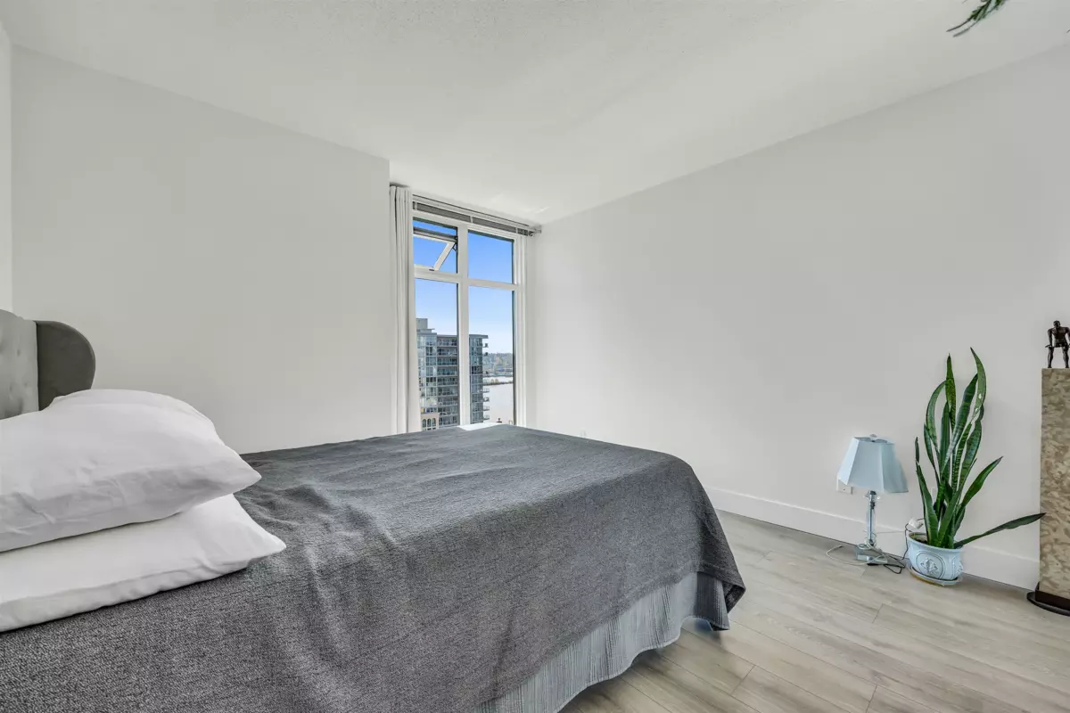 Entry Foyer Photo of 1006 720 Carnarvon Street, New Westminster, BC