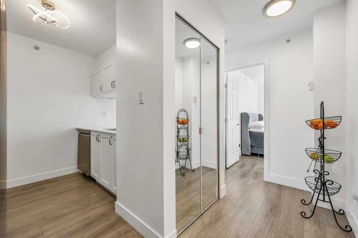 Living Room Photo of 1006 720 Carnarvon Street, New Westminster, BC