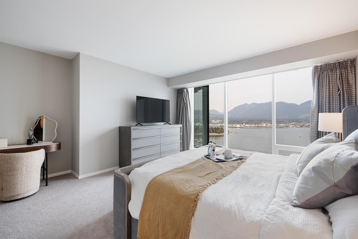 Guest Bathroom Photo of 3307 1011 W Cordova Street, Vancouver, BC