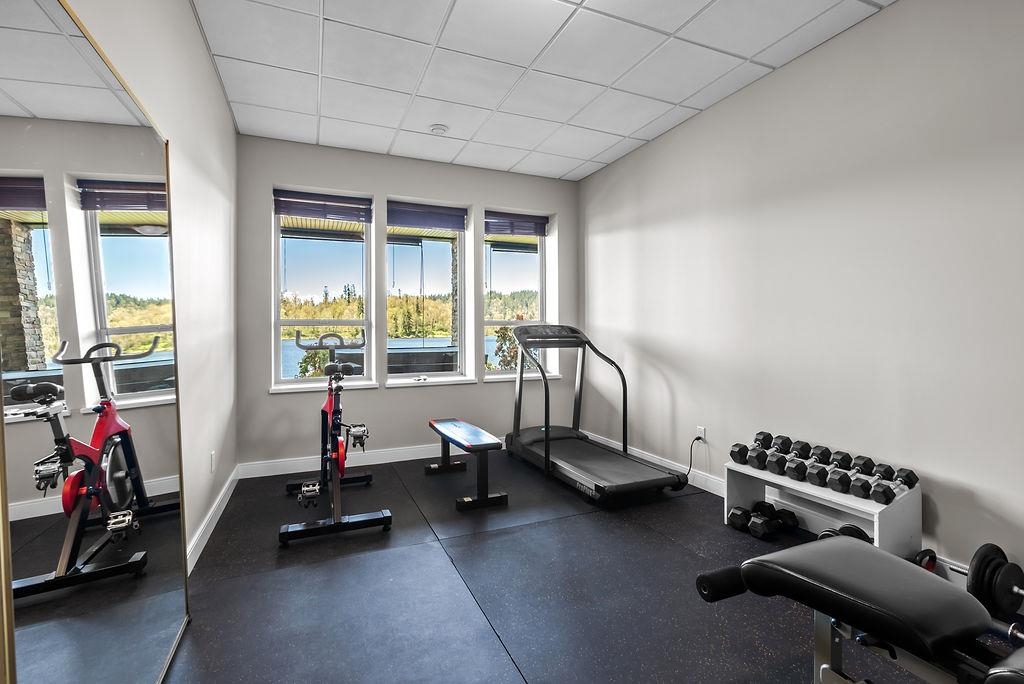 Hallway Photo of 9663 Silverglen Drive, Mission, BC