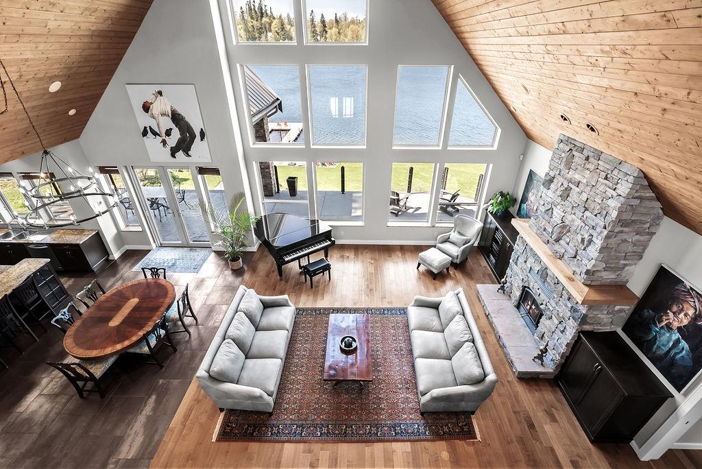 Powder Room Photo of 9663 Silverglen Drive, Mission, BC