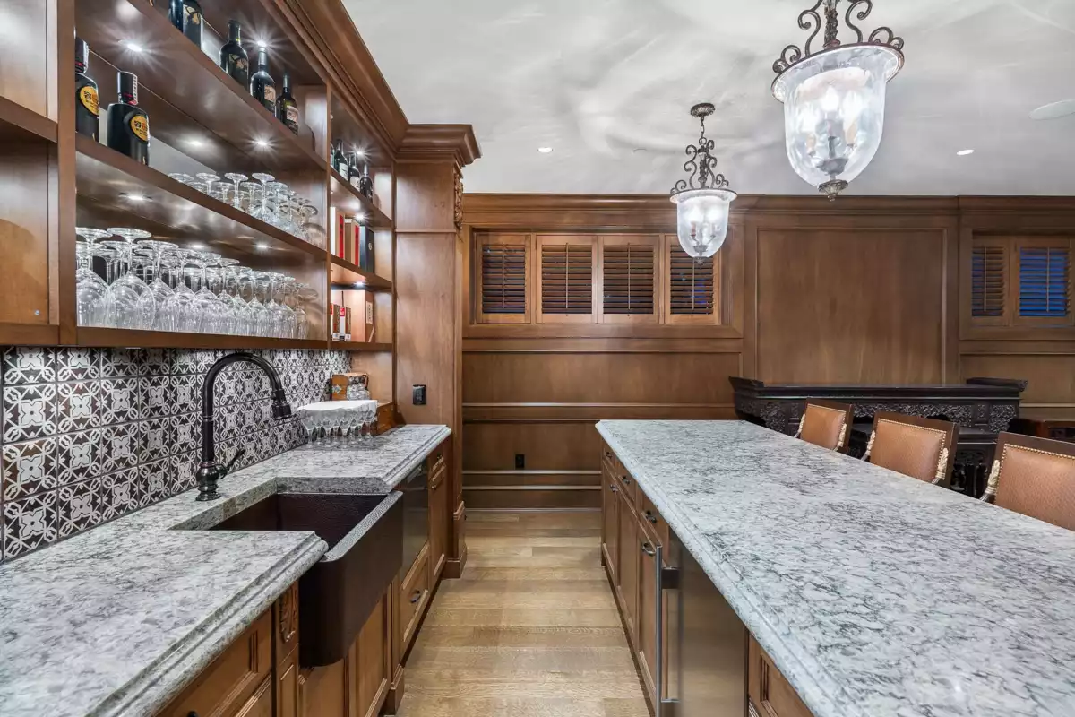 Front Yard Photo of 1980 Cedar Crescent, Vancouver, BC