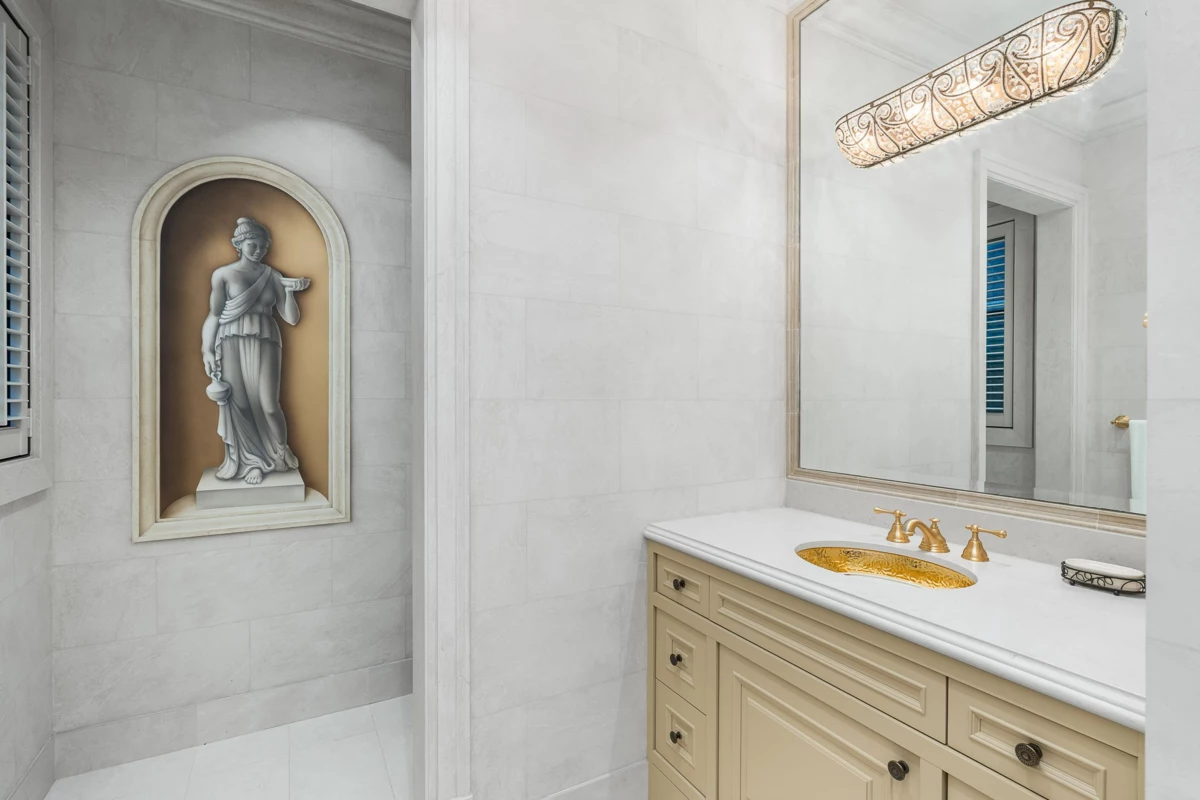 Laundry Room Photo of 1980 Cedar Crescent, Vancouver, BC