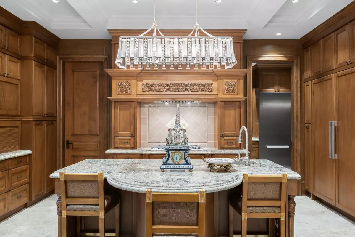 Primary Bathroom Photo of 1980 Cedar Crescent, Vancouver, BC