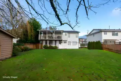 Primary Bedroom Photo of 12486 113b Avenue, Surrey, BC