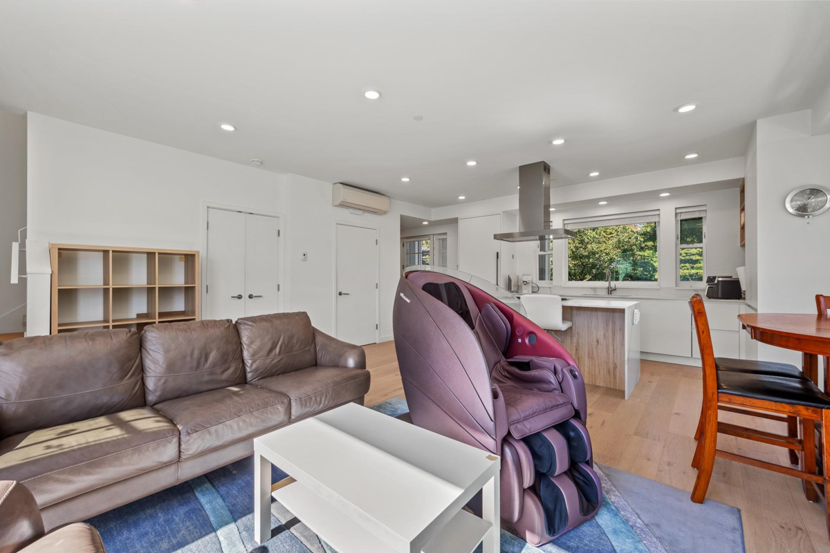 Bedroom 3 Photo of 1312 W 57th Avenue, Vancouver, BC