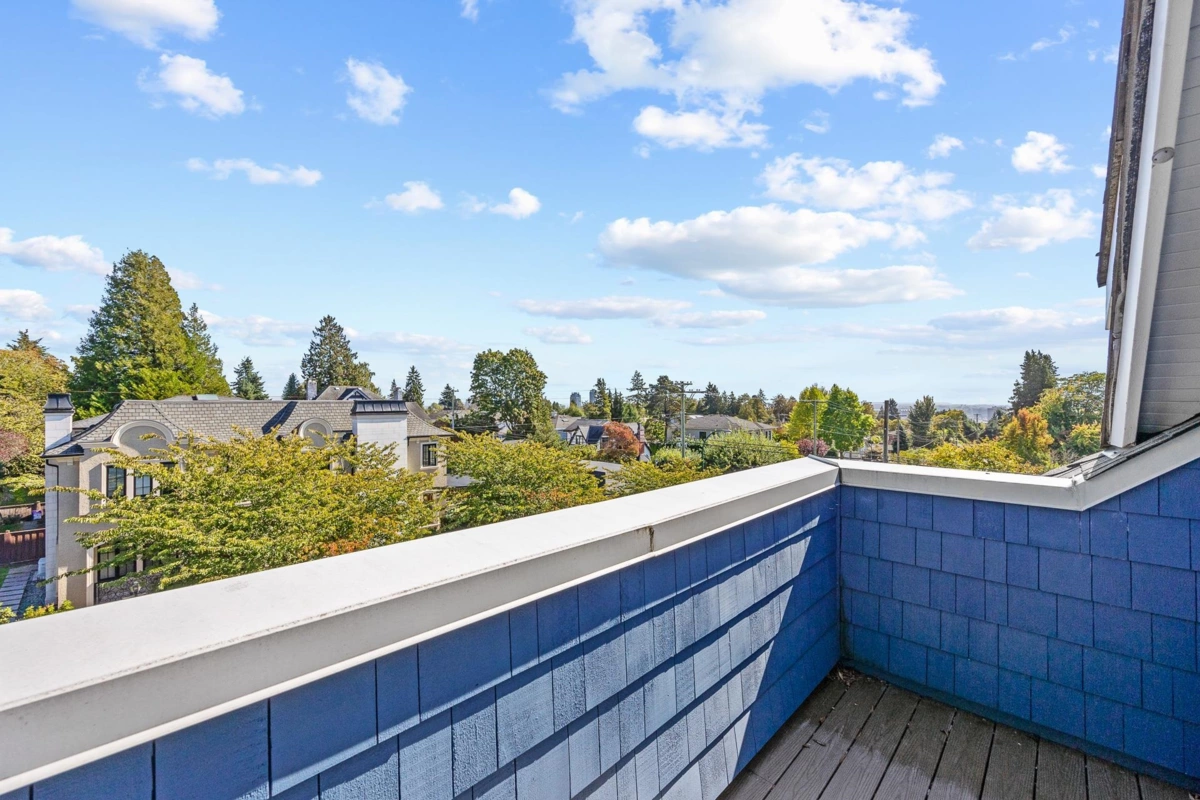 Garden / Landscaping Photo of 1312 W 57th Avenue, Vancouver, BC