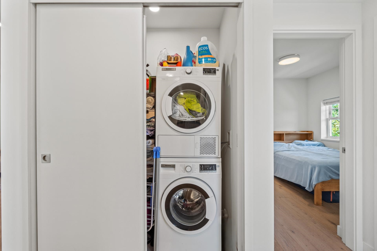 Staircase Photo of 1312 W 57th Avenue, Vancouver, BC