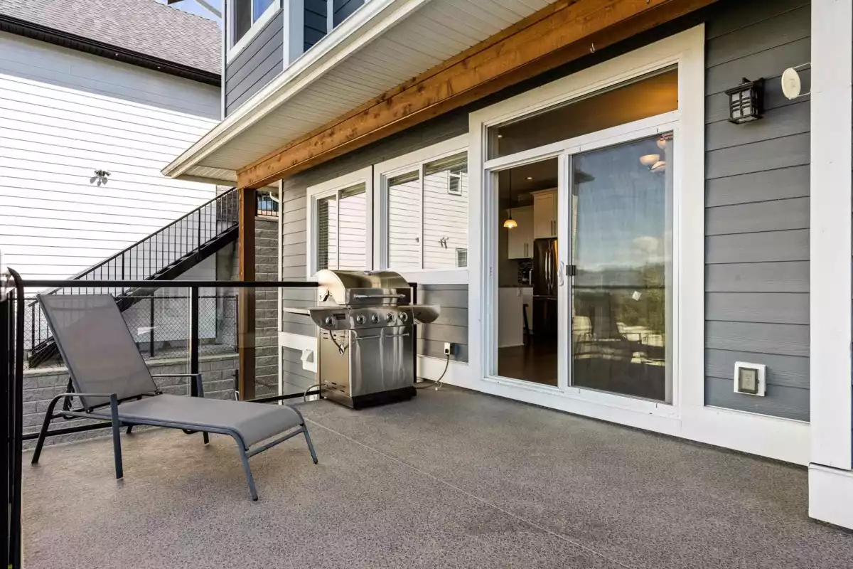 Hot Tub / Spa Photo of 50473 Kingston Drive, Chilliwack, BC