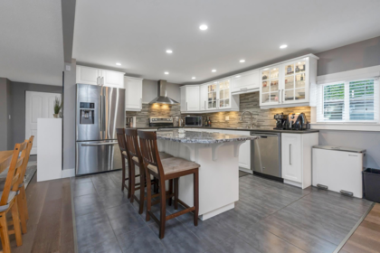 31520 Lombard Avenue, Abbotsford, BC, Abbotsford — Single Family Residence for sale