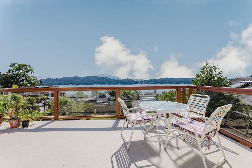 Basement Recreation Room Photo of 614 Glen Road, Gibsons, BC