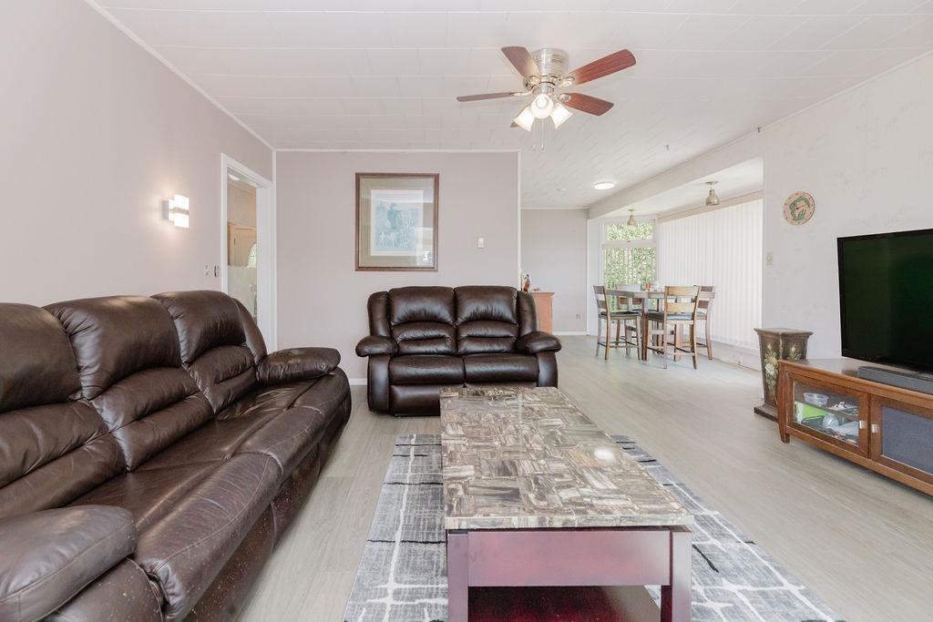 Bedroom 3 Photo of 614 Glen Road, Gibsons, BC