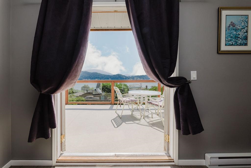 Garage Interior Photo of 614 Glen Road, Gibsons, BC